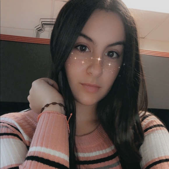 Meet your Posher, Rossana - Picture 1 of 1